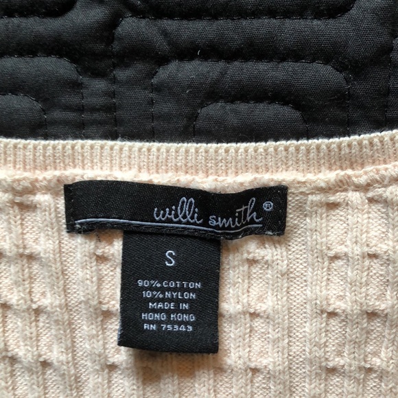 Beige “shell” knit top - Picture 2 of 3